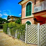 Conero Casa T8- Di Numana In Piazzale Tremiti 8 Con Parcheggio Esclusivo Giardino E Barbecue *