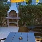 Apartment Conero Casa T8- Di Numana In Piazzale Tremiti 8 Con Parcheggio Esclusivo Giardino E Barbecue