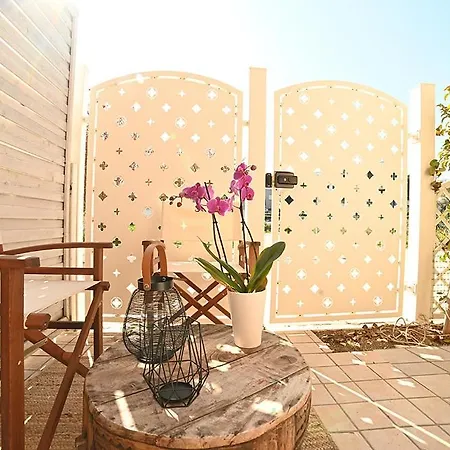 Conero Casa T8- Di Numana In Piazzale Tremiti 8 Con Parcheggio Esclusivo Giardino E Barbecue *