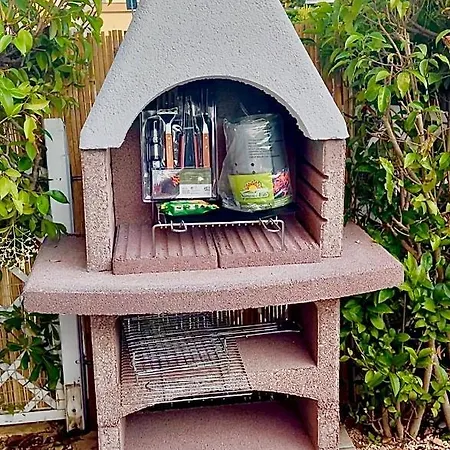 Апартаменты Conero Casa T8- Di Numana In Piazzale Tremiti 8 Con Parcheggio Esclusivo Giardino E Barbecue Марчелли