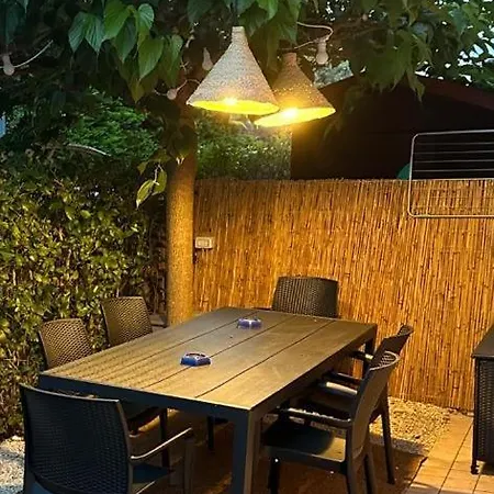 Conero Casa T8- Di Numana In Piazzale Tremiti 8 Con Parcheggio Esclusivo Giardino E Barbecue *