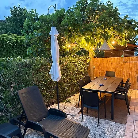 Conero Casa T8- Di Numana In Piazzale Tremiti 8 Con Parcheggio Esclusivo Giardino E Barbecue Апартаменты *